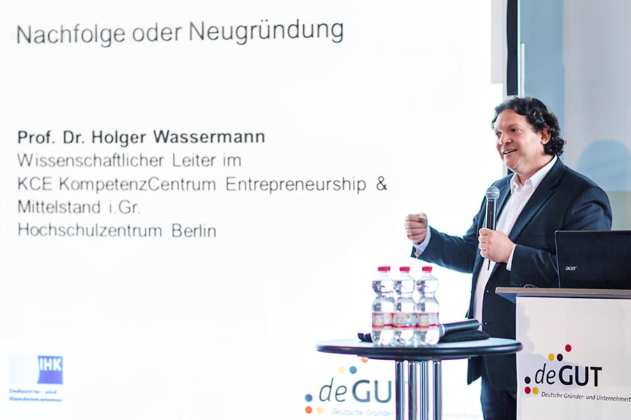 Die Vorteile einer Unternehmensnachfolge - aufgezeigt von Herrn Prof. Dr. Wassermann auf der deGUT 2015