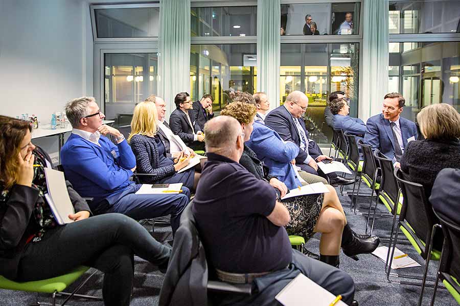 Controlling im Nachfolgeprozess war das Thema auf dem Infoabend bei INTAGUS